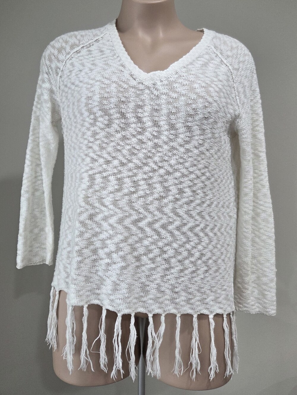 Wrangler Cream V-Neck Fringe Knit Sweaterler Sz.XL